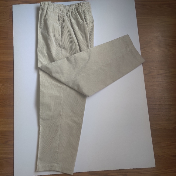 Nico's, Nicholson & Nicholson Elasticated Cream Pants, size 40 - Picture 6 of 16